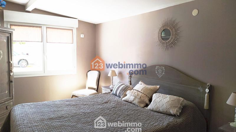 Maison - 200 m² - 10 pièces