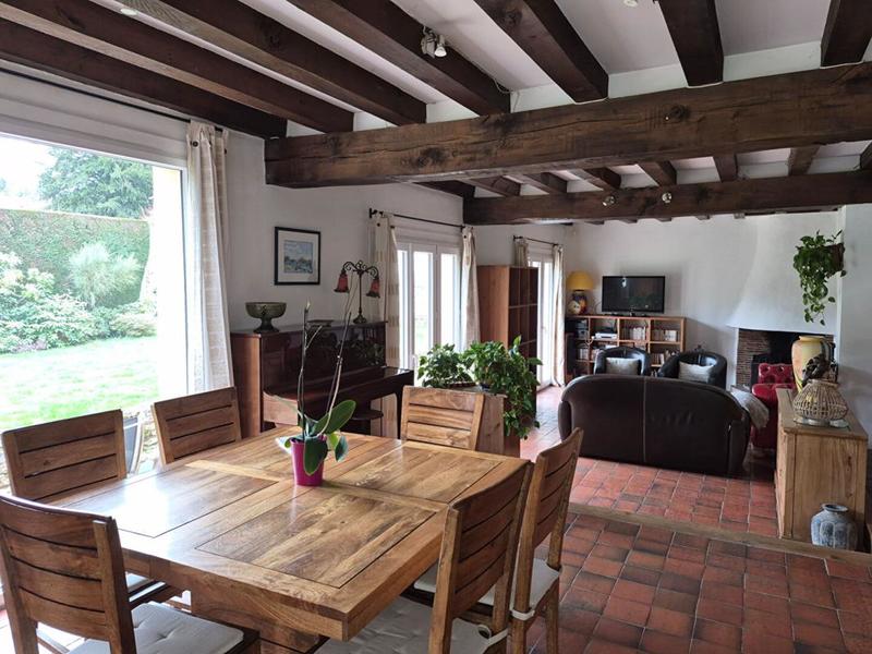 Maison - 210 m² - 8 pièces