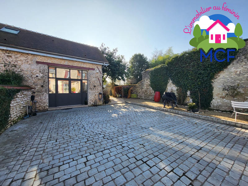 Maison ancienne - 229 m² - 8 pièces