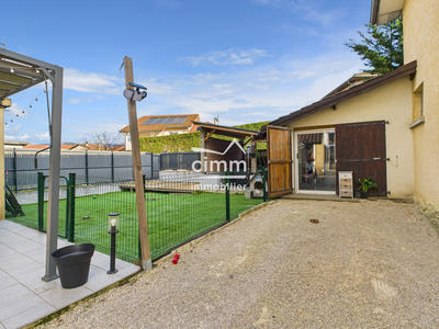 Appartement - 80 m² - 4 pièces