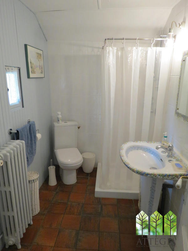 Maison traditionnelle - 422 m² - 14 pièces