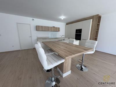 Appartement - 151 m² - 4 pièces