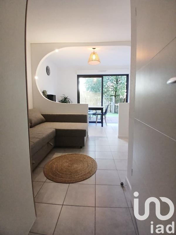 Studio - 25 m² - 1 pièce