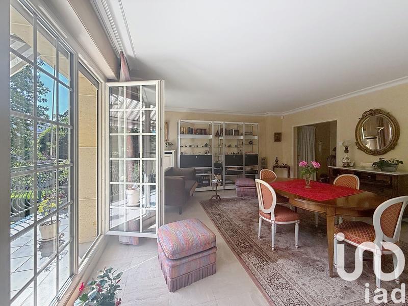 Appartement - 111 m² - 5 pièces