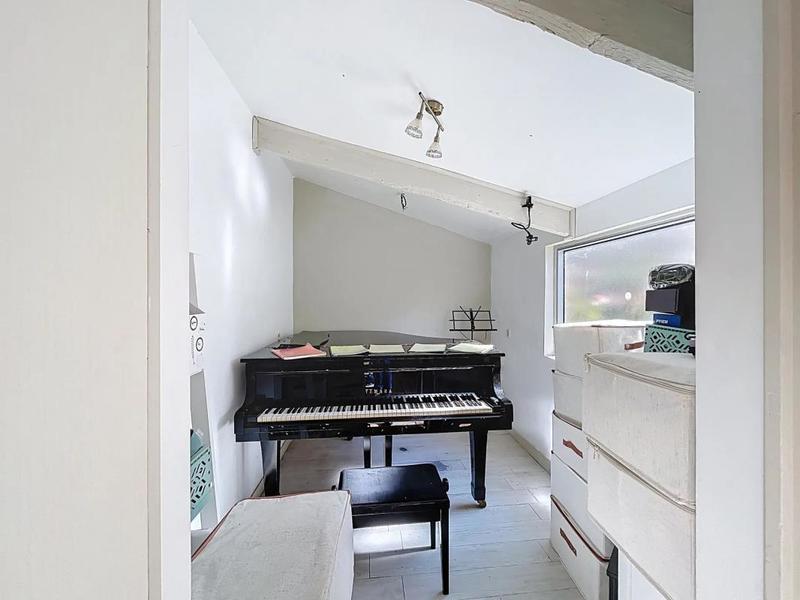 Maison - 85 m² - 5 pièces