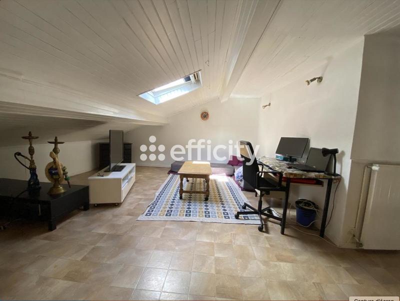 Maison - 158 m² - 6 pièces