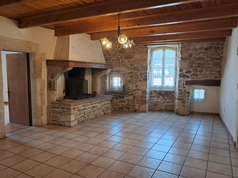 Maison de village - 150 m² - 6 pièces