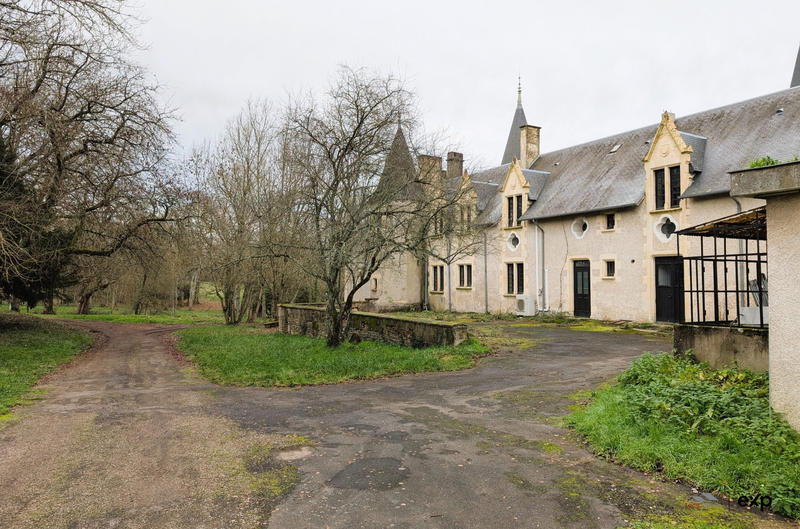 Fonds de commerce - 4 500 m²