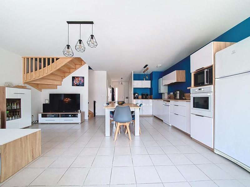 Maison - 97 m² - 4 pièces