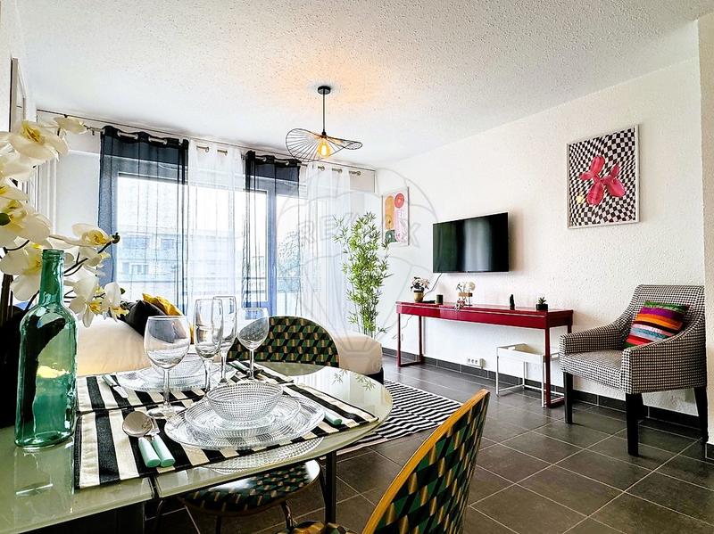 Studio - 28 m² - 1 pièce