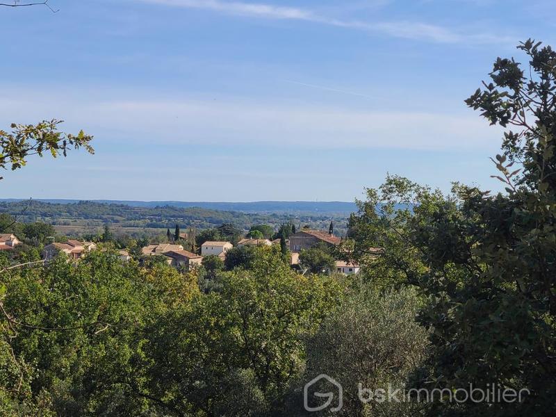 Terrain constructible - 940 m²