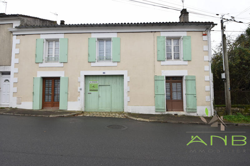 Maison - 120 m² - 9 pièces