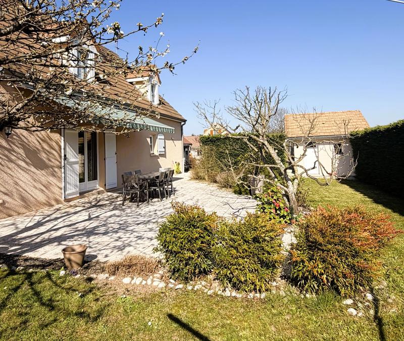 Maison - 144 m² - 6 pièces