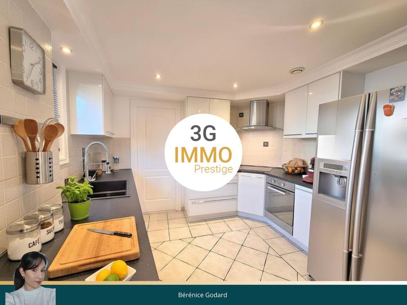 Villa - 157 m² - 6 pièces