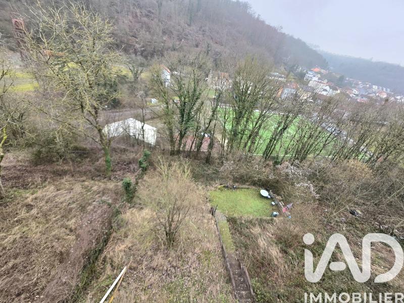 Appartement - 90 m² - 4 pièces