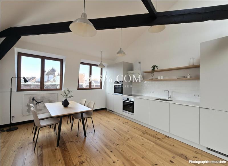 Loft - 91 m² - 2 pièces