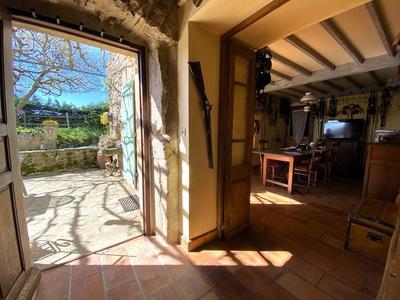 Maison en pierre - 118 m² - 8 pièces