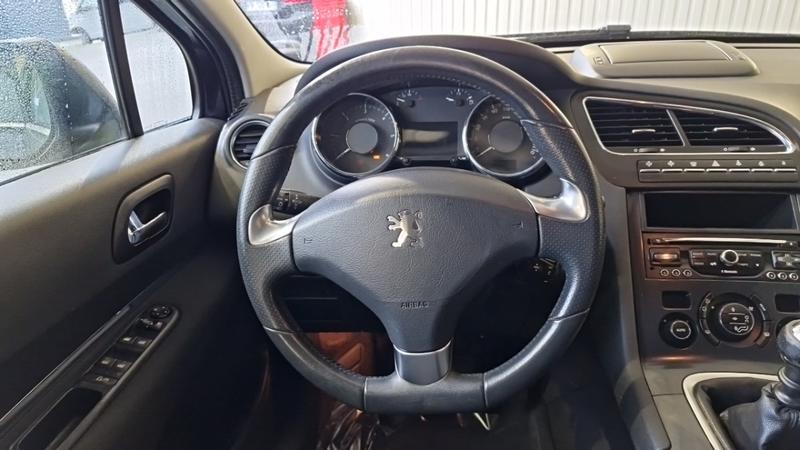Peugeot 5008 1.6 Hdi 115ch Fap Bvm6 Allure 5pl