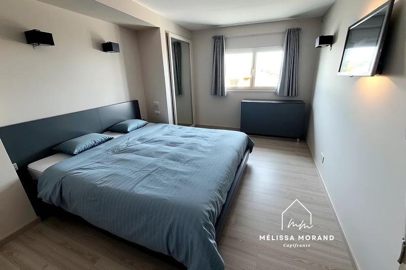 Loft - 285 m² - 5 pièces