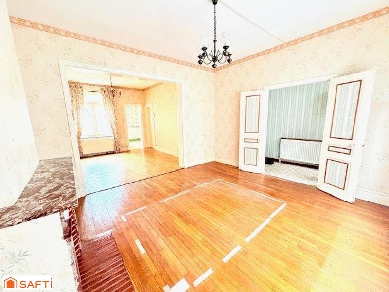 Maison - 110 m² - 7 pièces