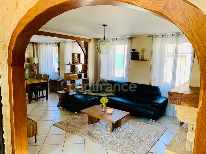 Maison - 176 m² - 6 pièces