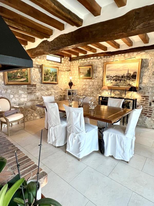 Maison ancienne - 250 m² - 10 pièces