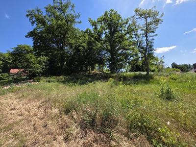 Terrain constructible - 747 m²