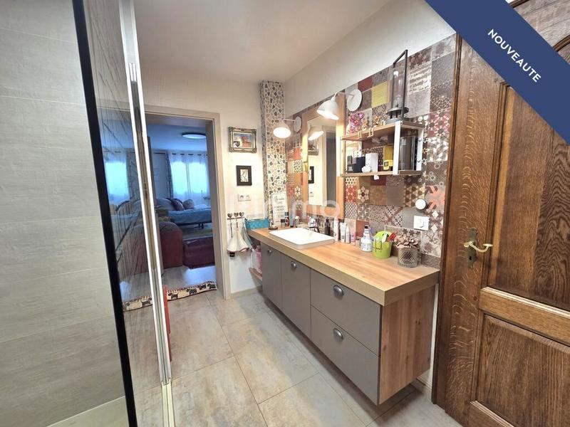 Maison - 198 m² - 7 pièces