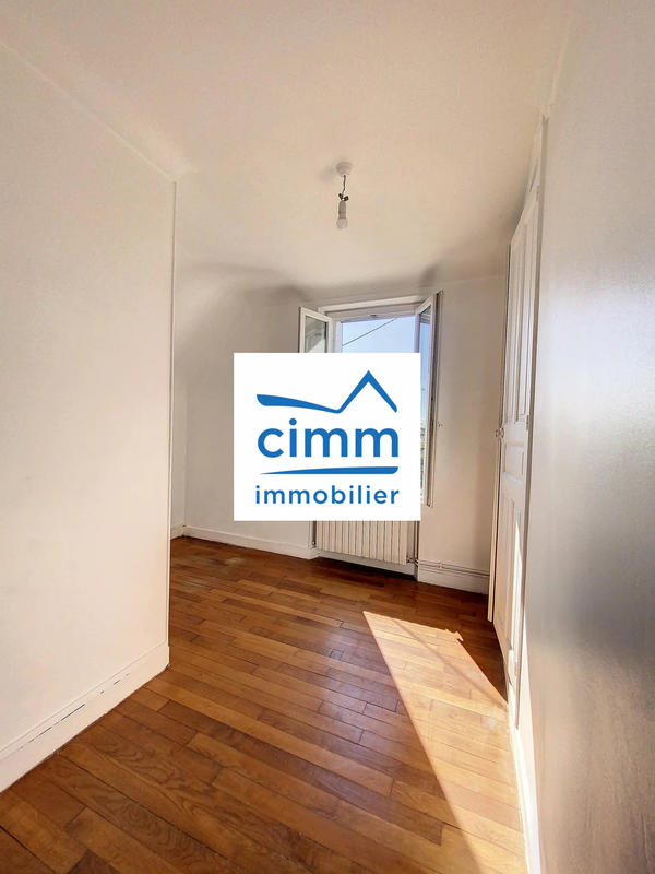 Maison - 83 m² - 5 pièces