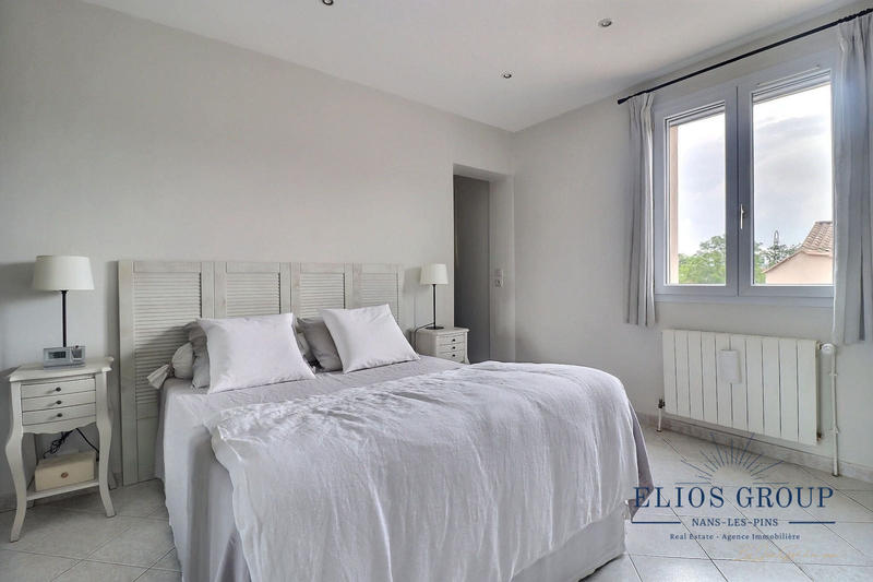 Maison - 167 m² - 6 pièces