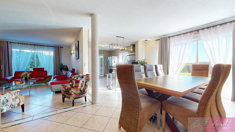 Maison - 165 m² - 7 pièces