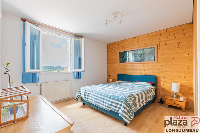 Maison - 150 m² - 7 pièces