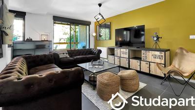 Chambre - 14 m² - 1 pièce