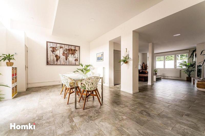 Maison - 160 m² - 7 pièces