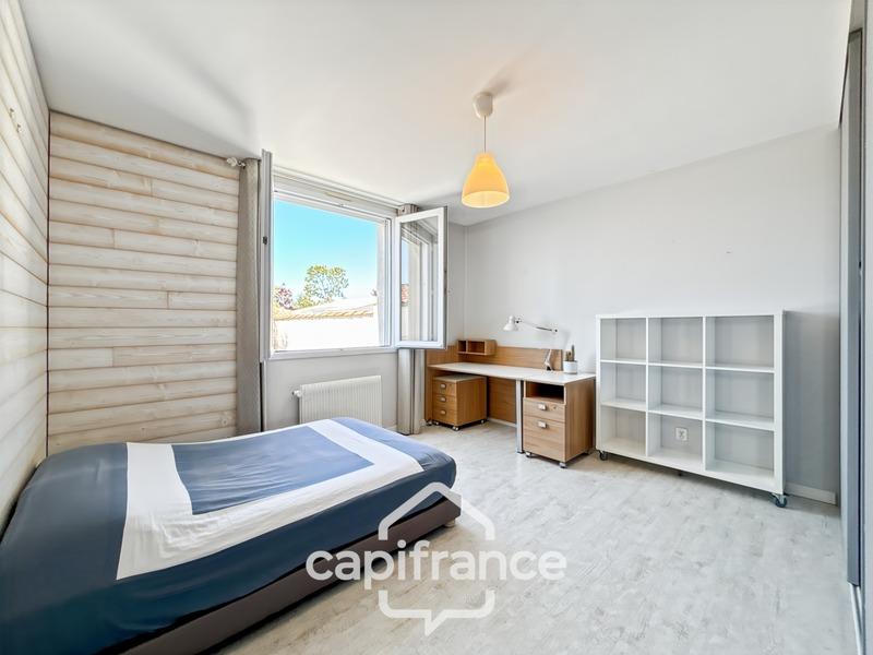 Maison - 177 m² - 6 pièces