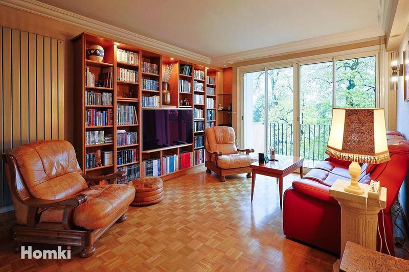 Appartement - 155 m² - 6 pièces