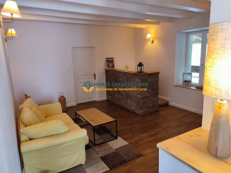 Maison - 250 m² - 8 pièces