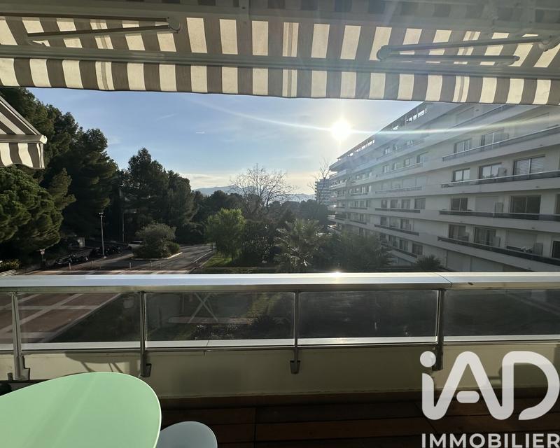 Appartement - 80 m² - 3 pièces