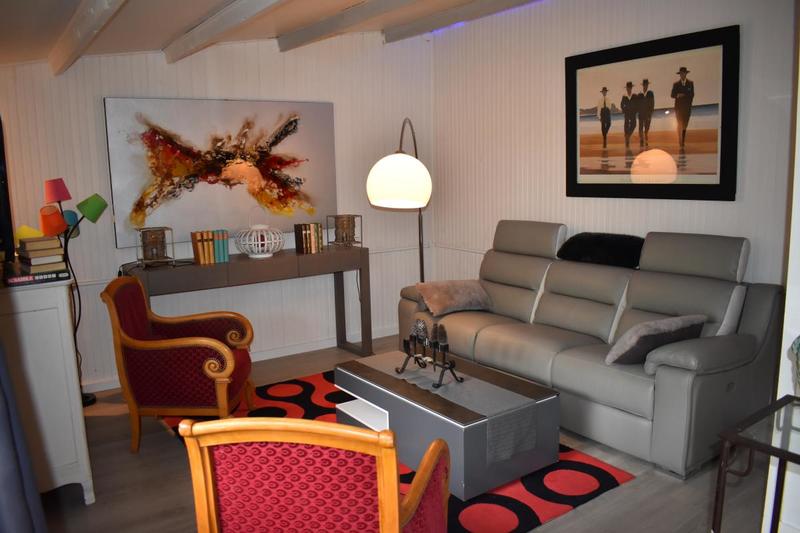 Chaumière - 133 m² - 5 pièces