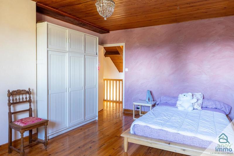 Maison - 166 m² - 7 pièces