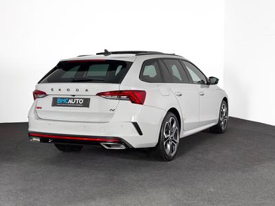 Skoda Octavia Combi IV Rs 245ch Hybride Toit Ouvrant Cuir Chauff Ja19 Carplay Camera Hud Hifi Canton