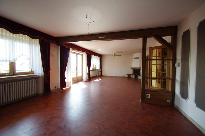 Maison - 287 m² - 10 pièces