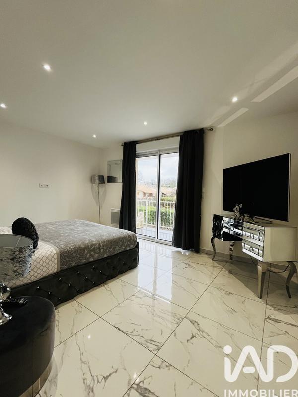 Maison - 135 m² - 5 pièces