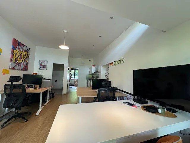 Bureau - 44 m² - 2 pièces