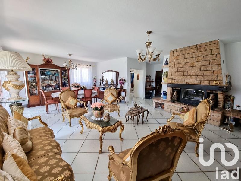 Maison - 321 m² - 9 pièces