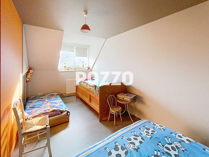 Maison - 137 m² - 7 pièces