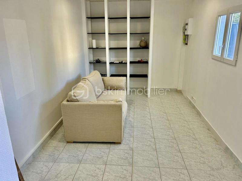 Maison - 205 m² - 8 pièces