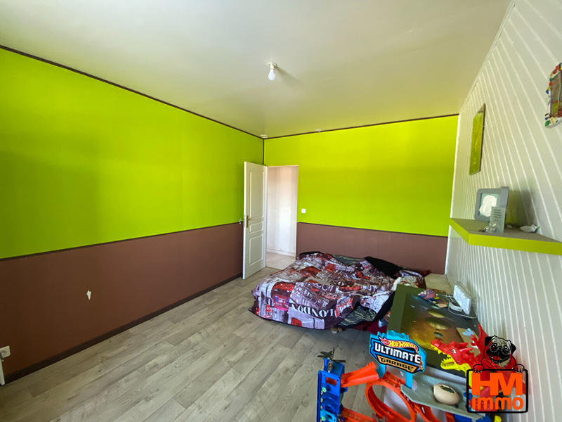 Maison - 240 m² - 7 pièces