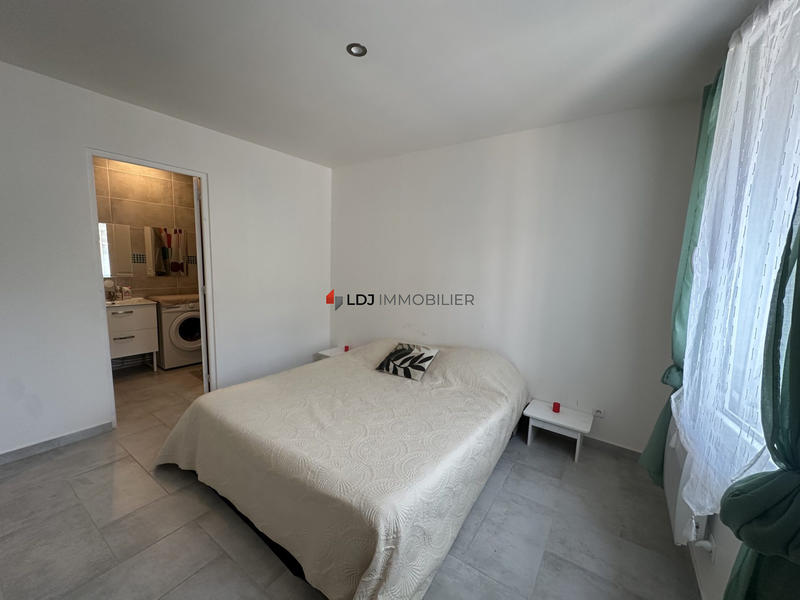 Immeuble - 147 m² - 6 pièces