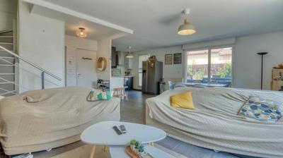 Appartement - 99 m² - 5 pièces